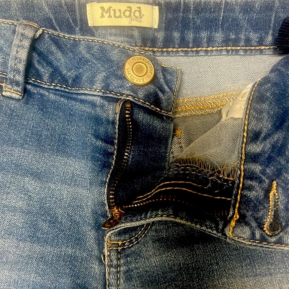 Mudd girls 14s Blue Denim Shorts with Lace Trim - Picture 4 of 5